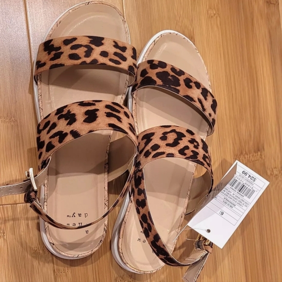Women's Malia Leopard Print Two Strap Ankle Sandals - a New Day Brown Size 6.5 - Picture 2 of 4